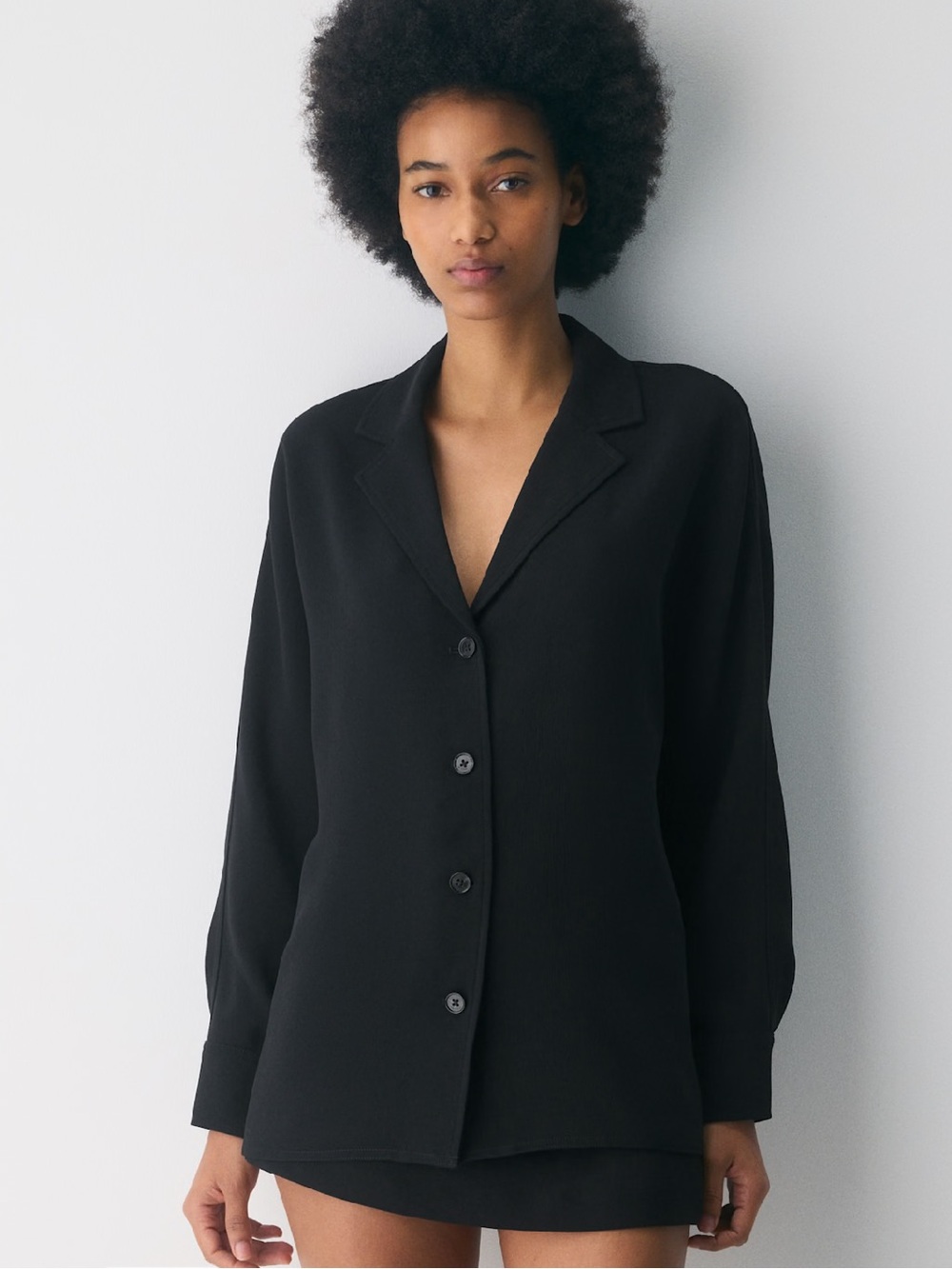 ARITZIA | Wilfred Freeform Button Front Shirt - Crepette in Black, Size Small